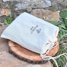 Load image into Gallery viewer, Black Vintage Leather Journal